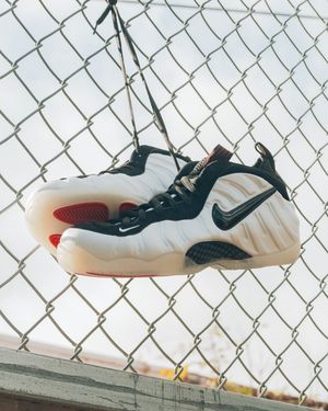 Image post by @sneakerpolitics on Instagram