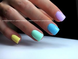 Image post by @nestanails on Instagram