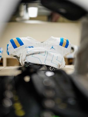 Image post by @uclafootball on Instagram
