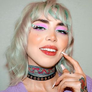 Image post by @blinkingbeaute on Instagram