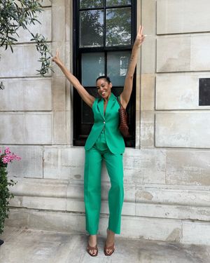 Image post by @georgeatasda on Instagram