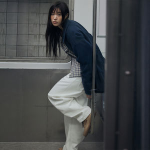 Image post by @harpersbazaarkorea on Instagram