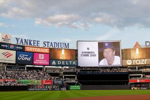 Image post by @MLB on Twitter