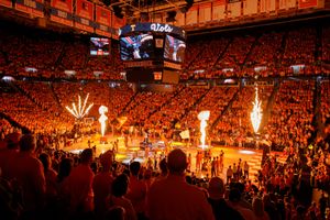 Image post by @vol_hoops on Instagram