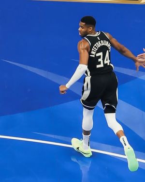 Image post by @bucksinstills on Instagram