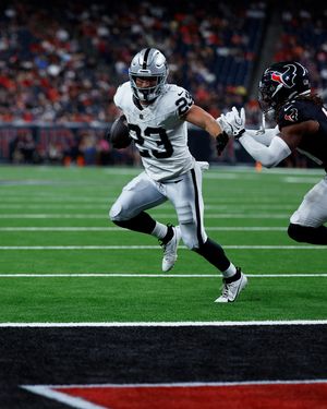 Image post by @raiders on Instagram