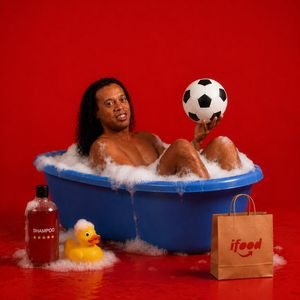 Image post by @ronaldinho on Instagram