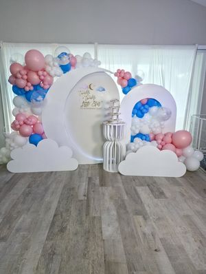 Image post by @Heather's Balloon Boutique & Decor on Facebook