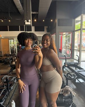 Image post by @itssharonr on Instagram