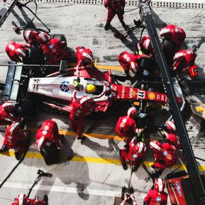 Image post by @shellmotorsport on Instagram