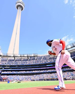 Image post by @MLB on Twitter
