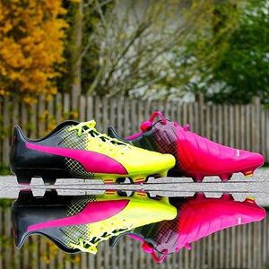 Image post by @soccerdotcom on Instagram