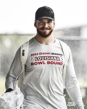Image post by @RaginCajunsFB on Twitter/X