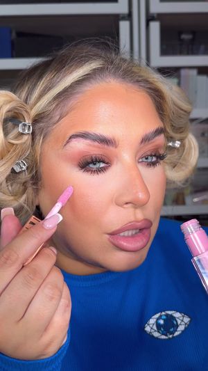 Video post by @beckymorganmakeup on TikTok