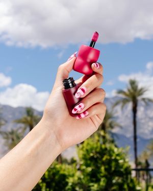 Image post by @benefitcosmeticsitaly on Instagram