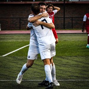 Image post by @GoBelmontBruins on Twitter