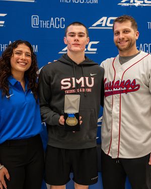 Image post by @smuswimdivem on Instagram