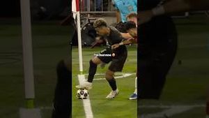 Video post by @PSG - Paris Saint-Germain on YouTube