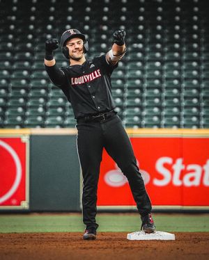 Image post by @gocards on Instagram