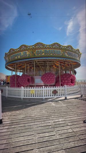 Video post by @jomalonelondon on TikTok