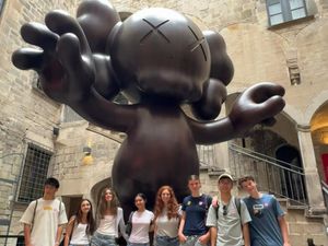 Image post by @putneystudenttravel on Facebook