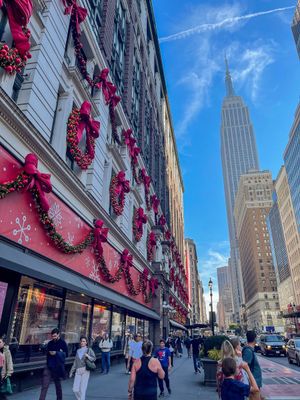 Image post by @34thStNYC on Twitter