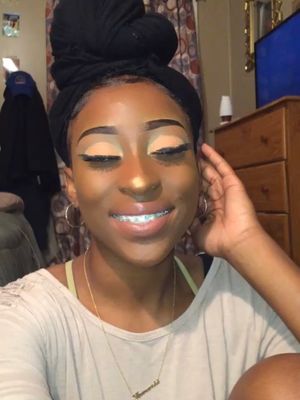 Image post by @tyasiarenaee on Instagram