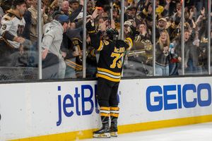 Image post by @NHLBruins on Twitter