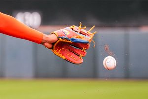 Image post by @ariannagrainey on Instagram