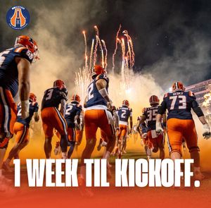 Image post by @Champaign_Room on Twitter