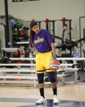 Image post by @moneymone33 on Instagram