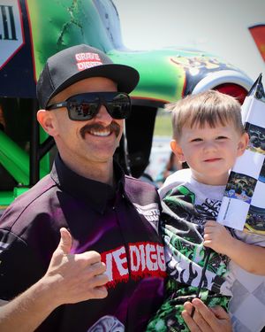 Image post by @echoparkspeedway on Instagram