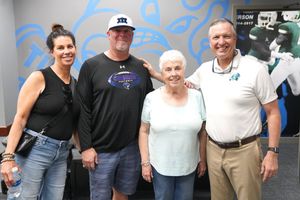 Image post by @GreenWaveFB on Twitter