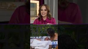 Video post by @telemundo on YouTube