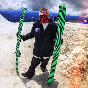 Image post by @j_skis on Instagram