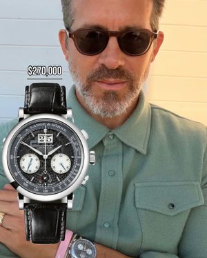 Image post by @celebwatchspotter on Instagram