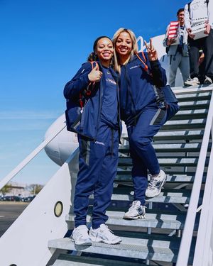 Image post by @UVAWomensHoops on Facebook