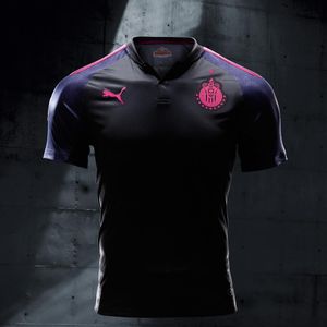 Image post by @soccerdotcom on Instagram
