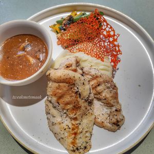 Image post by @sudeshnaadmane on Instagram