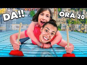 Video post by @ArianaMtz on YouTube