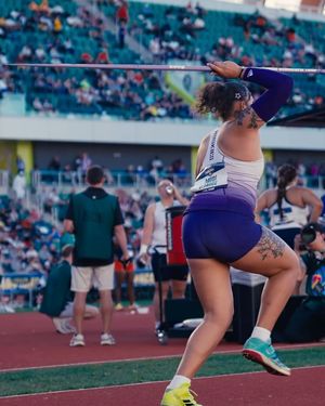 Image post by @uwtrack on Instagram