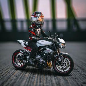 Image post by @wolfridesbikesWRB on Facebook