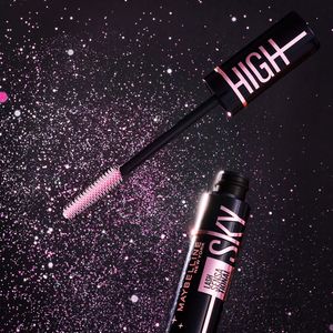 Image post by @maybelline on Instagram