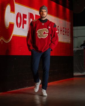 Image post by @NHLFlames on Twitter