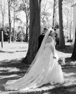 Image post by @dama_couture on Instagram