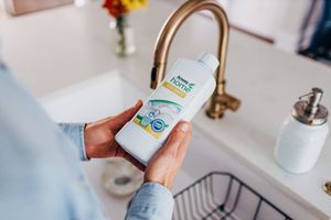 Image post by @amway on Instagram