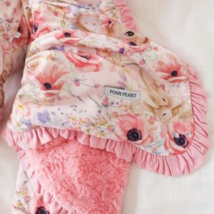 Image post by @poshpeanut on Instagram