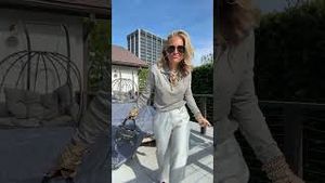 Video post by @shop.with.caroline on YouTube