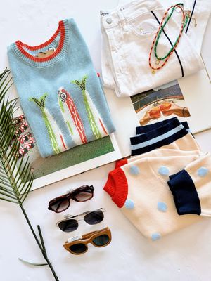 Image post by @juliesboutique on Instagram