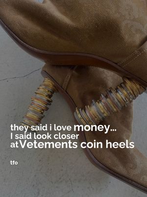 Image post by @thefashionobserve on Instagram